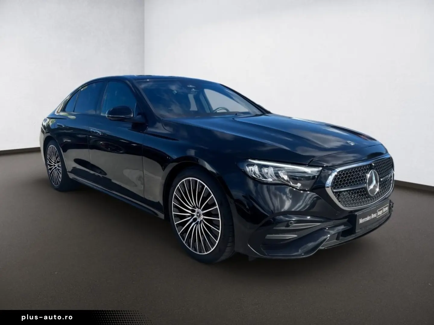 MERCEDES-BENZ E 200 AMG Night SUPERSCREEN 20 Burmester