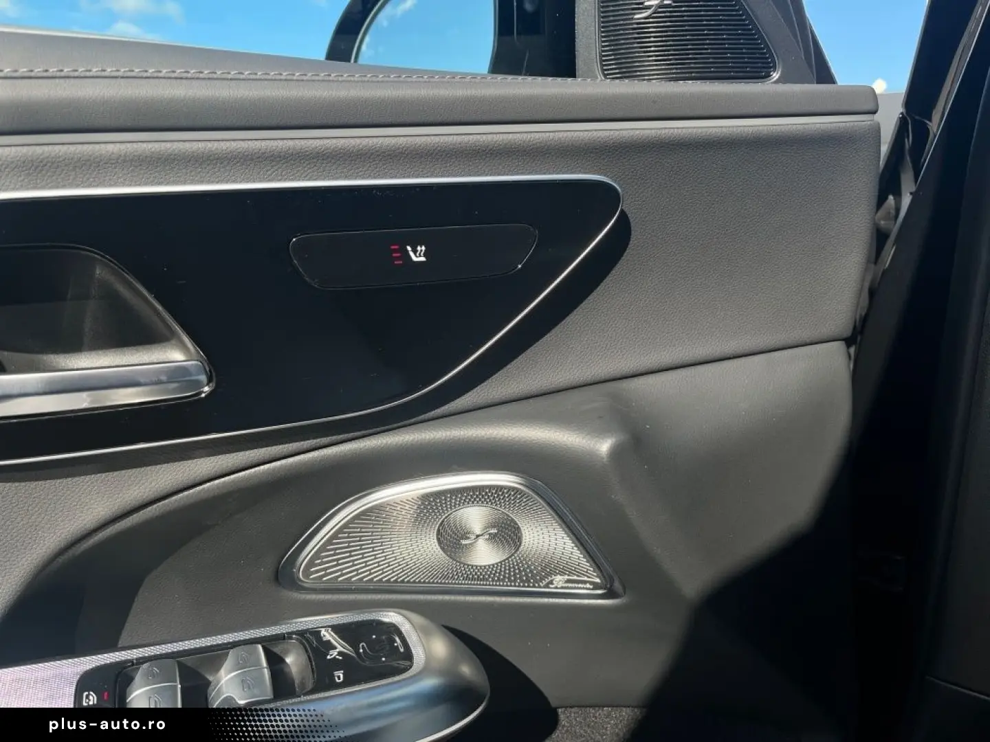 MERCEDES-BENZ E 200 AMG Night SUPERSCREEN 20 Burmester