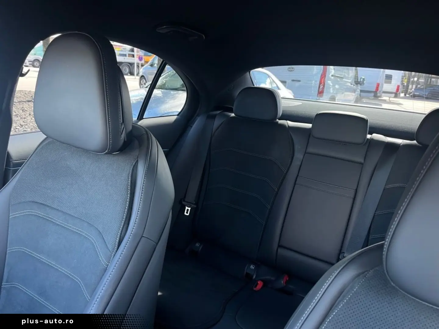 MERCEDES-BENZ E 200 AMG Night SUPERSCREEN 20 Burmester