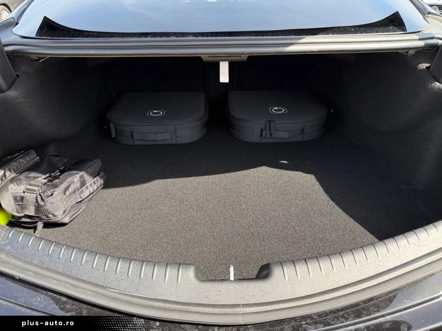 MERCEDES-BENZ CLE 300 e AMG 19'' Distr. Ni&hellip;