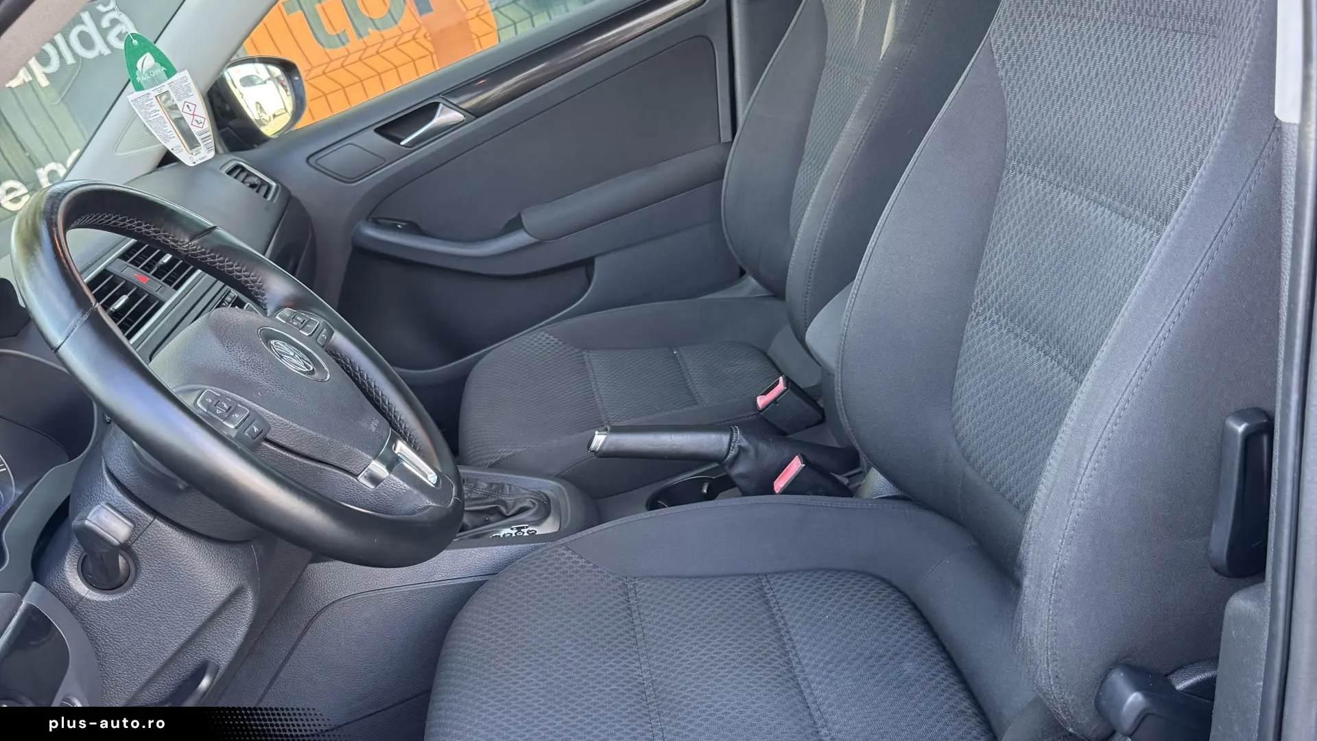 VW Jetta 1.6 TDI DSG AUTOMATĂ Buy-back