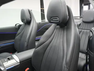 MERCEDES-BENZ CLE 300 4Matic AMG Line Leder Distroni…