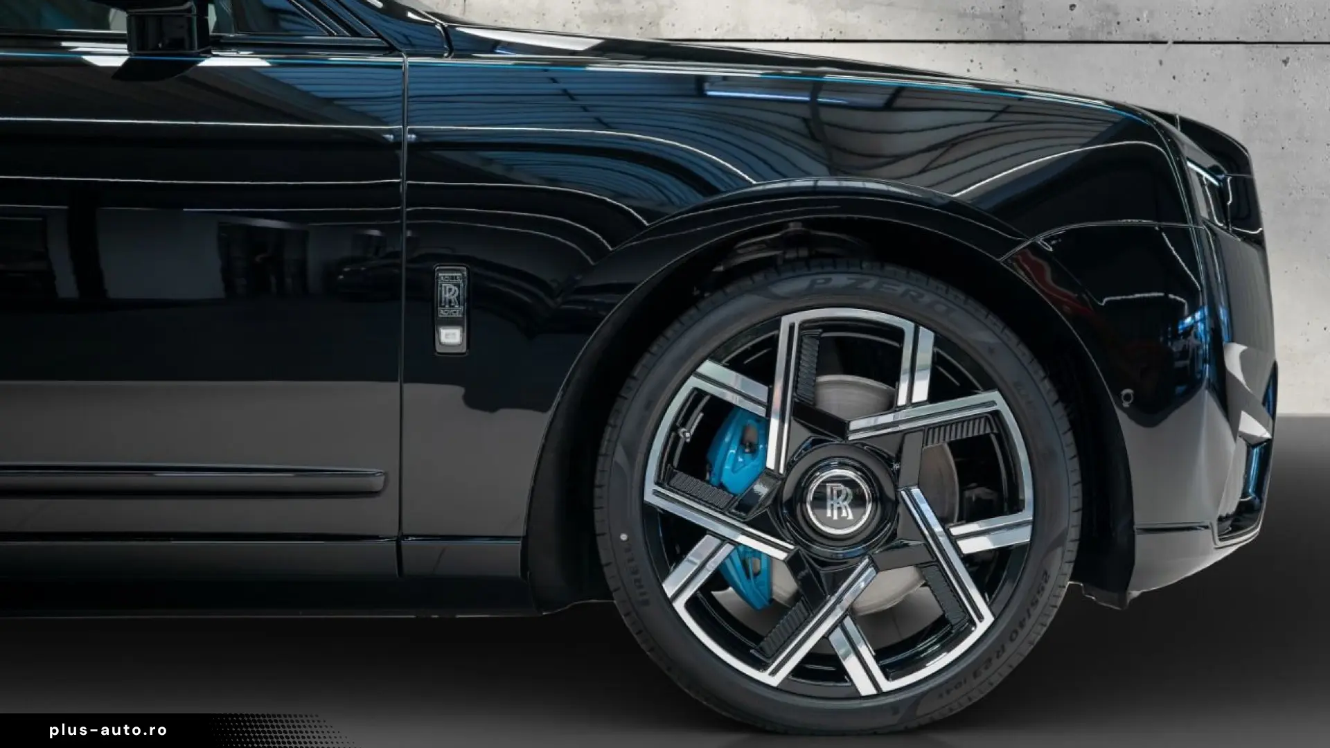 Rolls-Royce Cullinan Black Badge - MY2027 - LIVRARE RAPIDA!