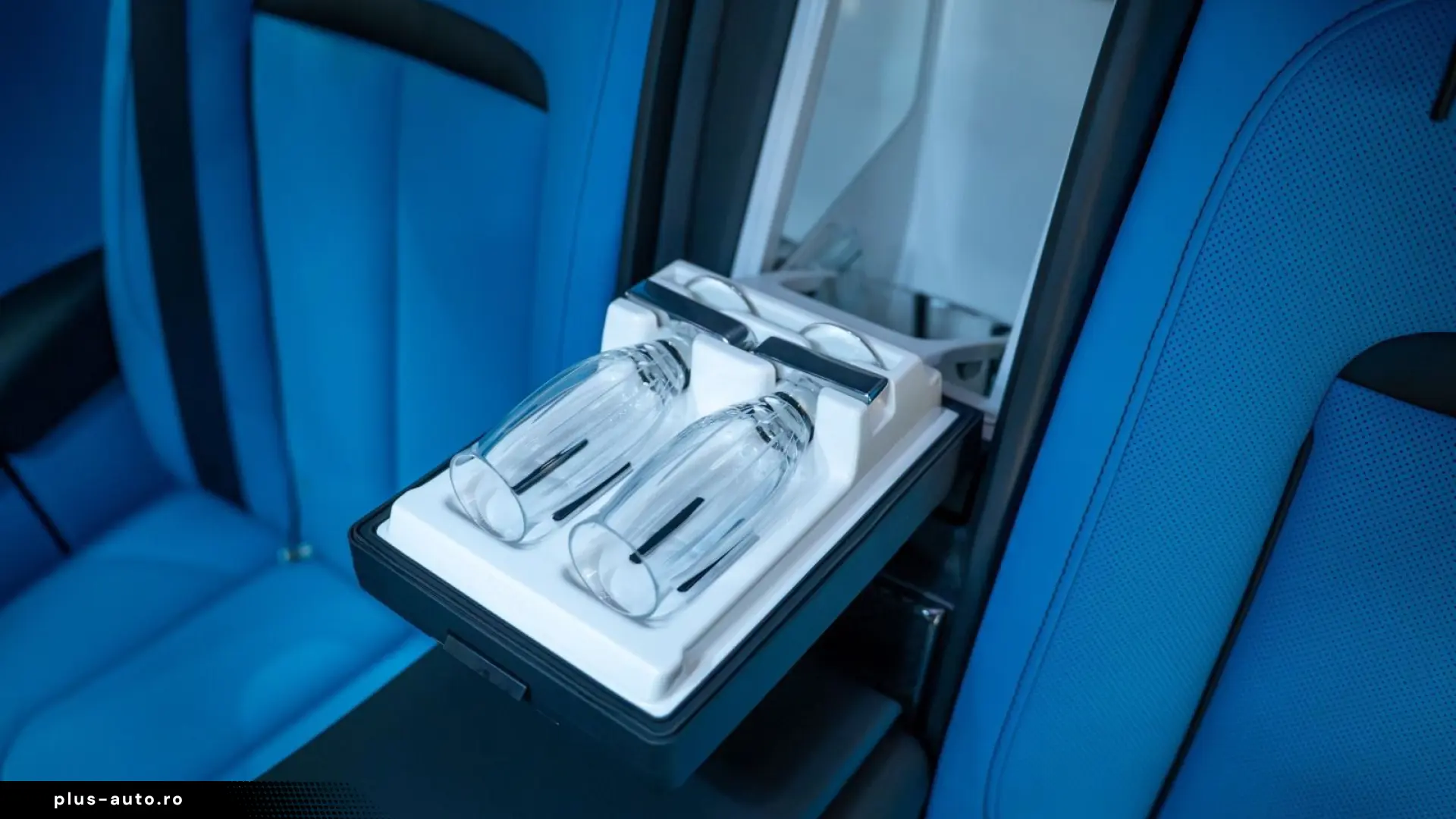 Rolls-Royce Cullinan Black Badge - MY2027 - LIVRARE RAPIDA!