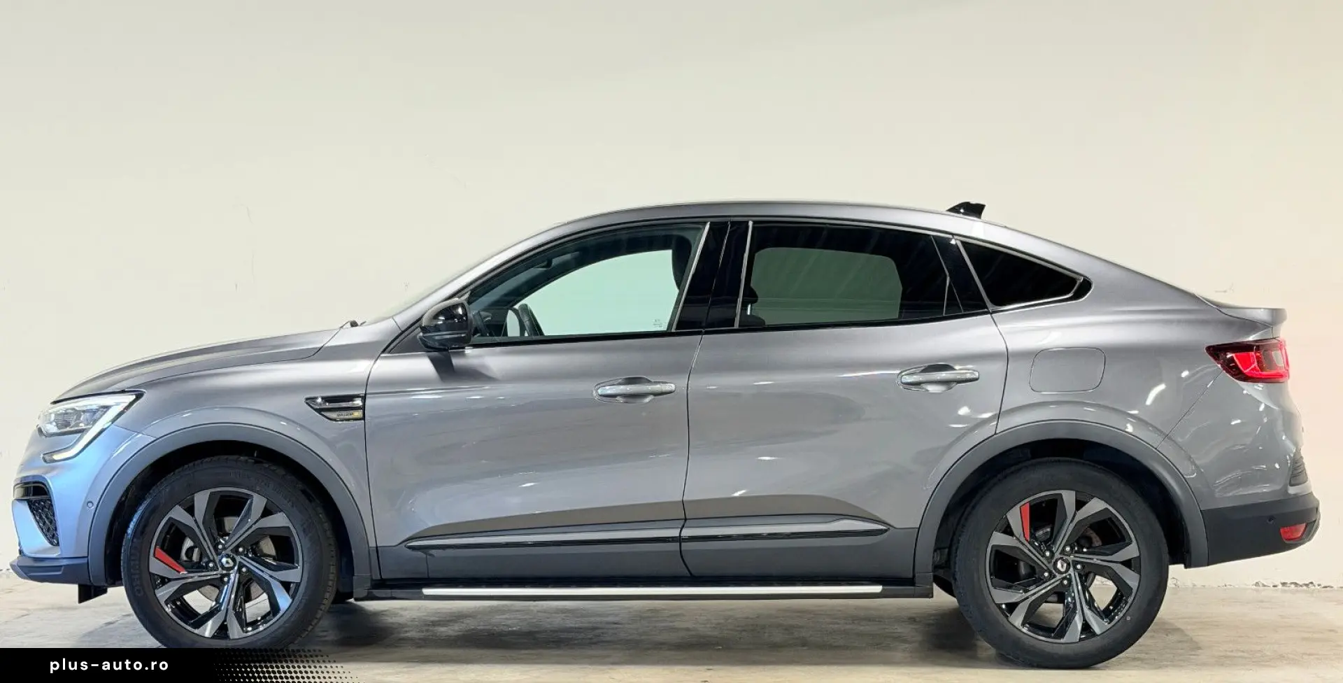 RENAULT Arkana R.S. Line