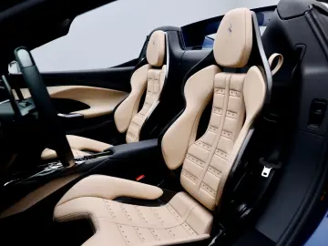 FERRARI 296 GTS      Ferrari Frankfurt
