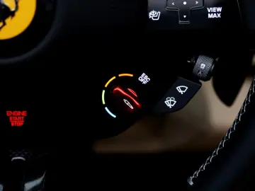 FERRARI 296 GTS      Ferrari Frankfurt