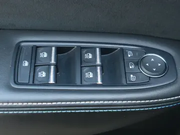 RENAULT Arkana 1.6 E-TECH 145 Esprit Alpine Kam. BOS