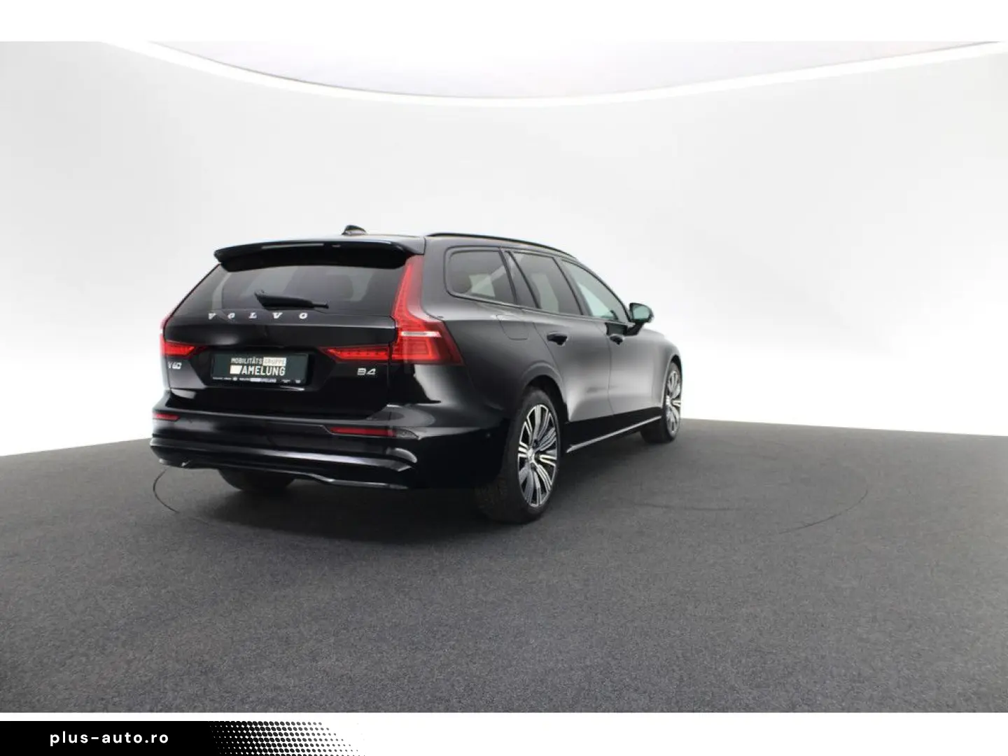 VOLVO V60 B4 B DKG Ultra Dark AKTIVSITZE HUD 360  PANO