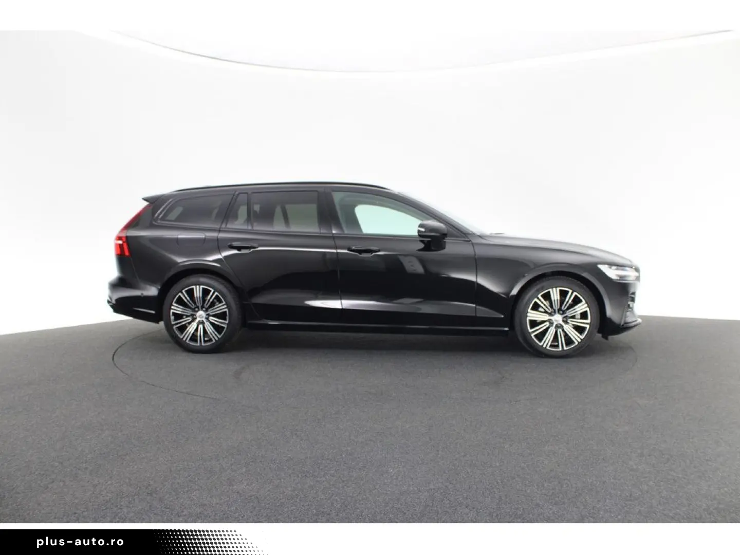 VOLVO V60 B4 B DKG Ultra Dark AKTIVSITZE HUD 360  PANO