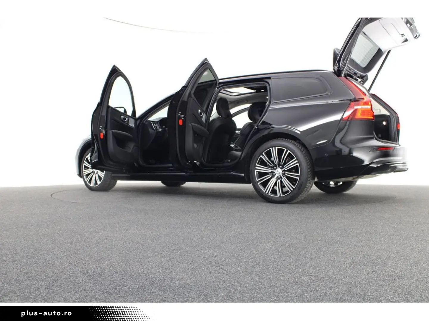 VOLVO V60 B4 B DKG Ultra Dark AKTIVSITZE HUD 360  PANO
