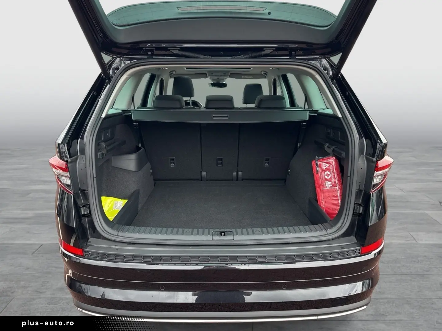 SKODA Kodiaq 2.0 L&K 4X4 LEDER PANO STANDHZ. ACC LM20