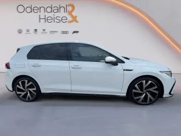 VW Golf R-Line 1 5 l eTSI OPF 110 kW (150 PS) 7-Gan