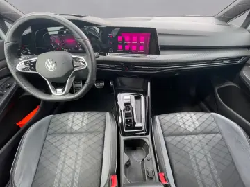 VW Golf R-Line 1 5 l eTSI OPF 110 kW (150 PS) 7-Gan