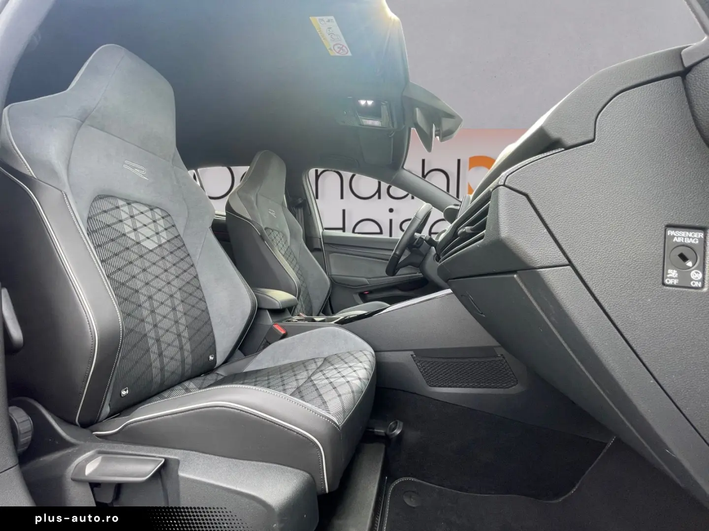 VW Golf R-Line 1 5 l eTSI OPF 110 kW (150 PS) 7-Gan