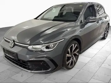 VW Golf VIII Lim. R-Line eTSI OPF Kam 18  IQ Matrix