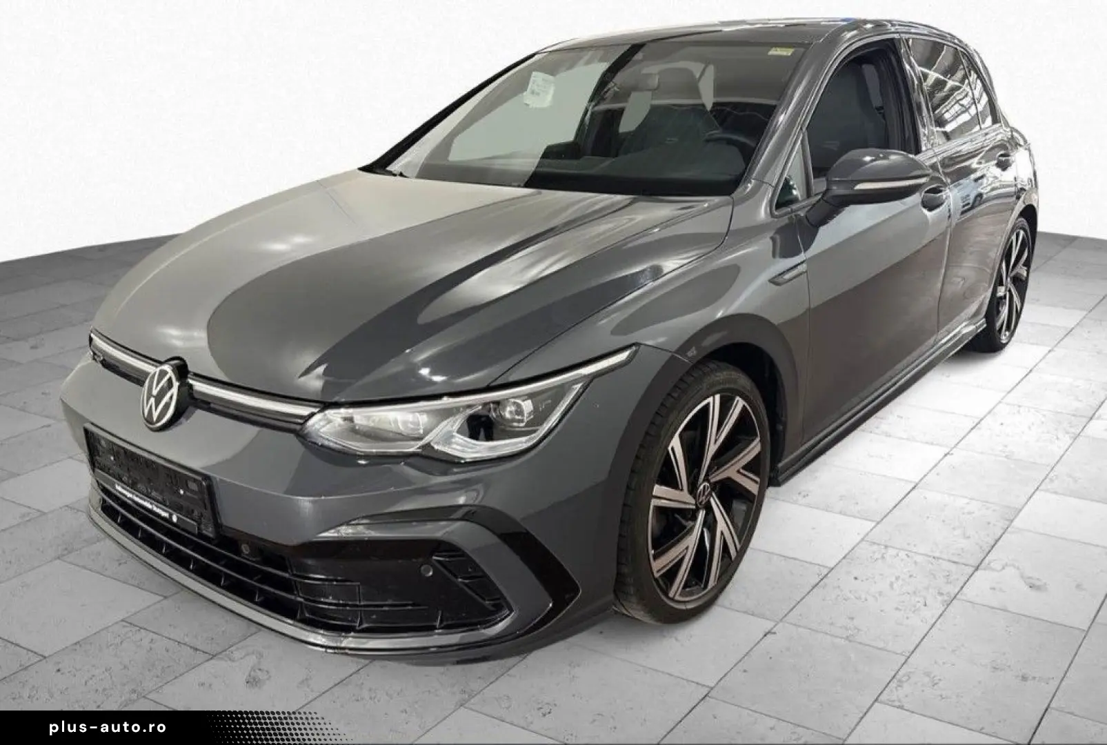 VW Golf VIII Lim. R-Line eTSI OPF Kam 18  IQ Matrix