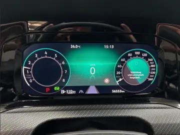 VW Golf VIII Lim. R-Line eTSI OPF Kam 18  IQ Matrix