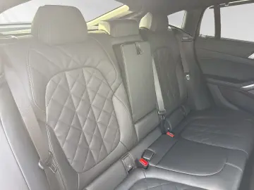 BMW X6 xDr30d MSpo IcGlow Massage Ventil SoftClo 360 H&K