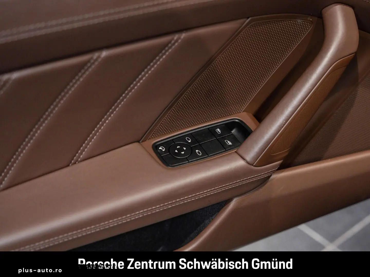 PORSCHE 992 911 Targa 4 Clubleder InnoDrive 360 Ventil