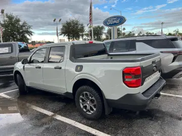 FORD Maverick XLT Turbo AWD orange