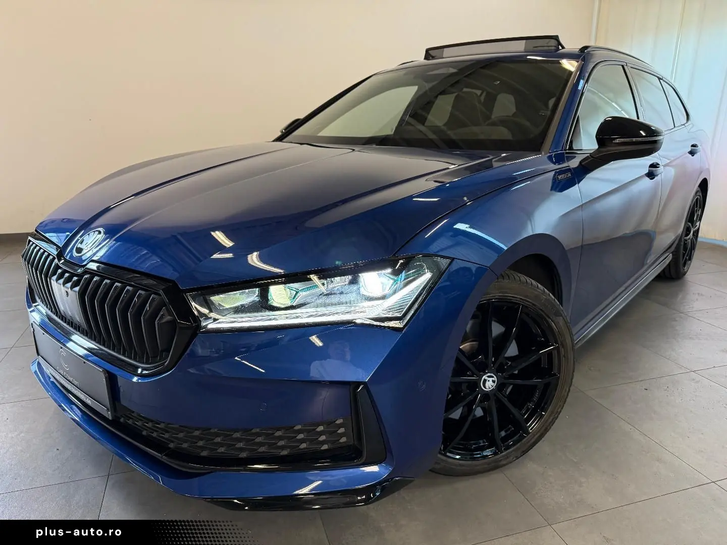 SKODA Superb C. 2.0TSI Sportline PANO HEAD-UP StHz AHK