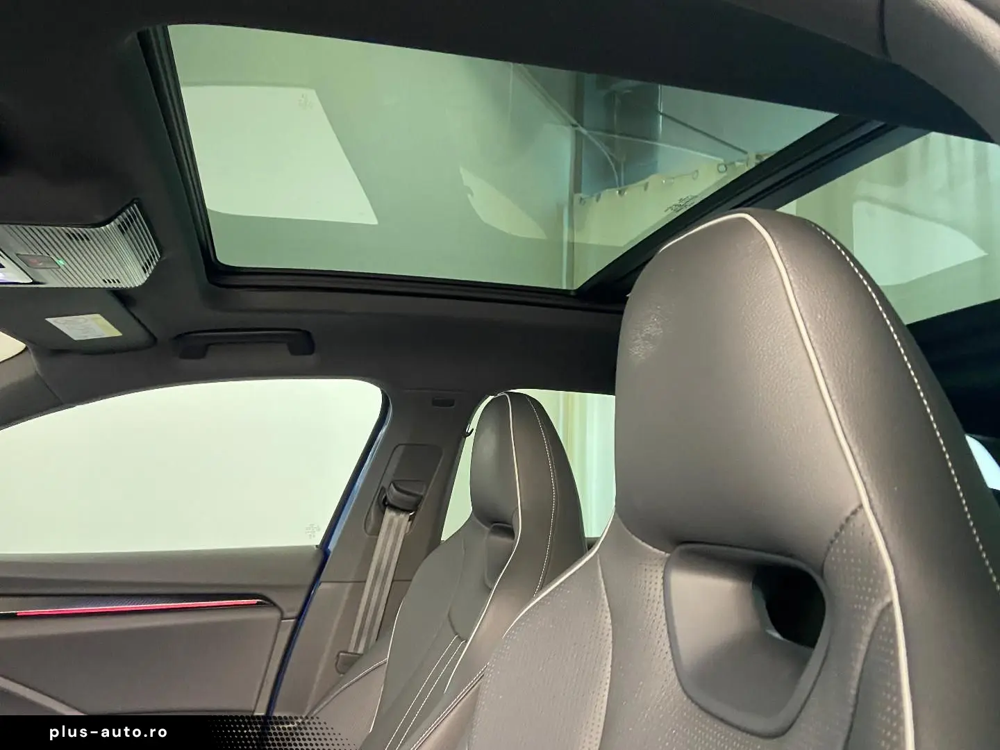 SKODA Superb C. 2.0TSI Sportline PANO HEAD-UP StHz AHK