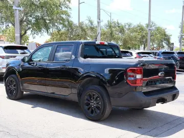 FORD MaverickHybrid Lariat Black