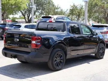 FORD MaverickHybrid Lariat Black