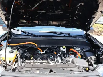 FORD MaverickHybrid Lariat Black