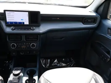 FORD MaverickHybrid Lariat Black