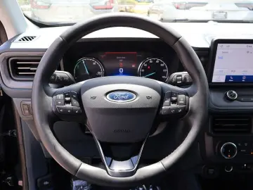 FORD MaverickHybrid Lariat Black