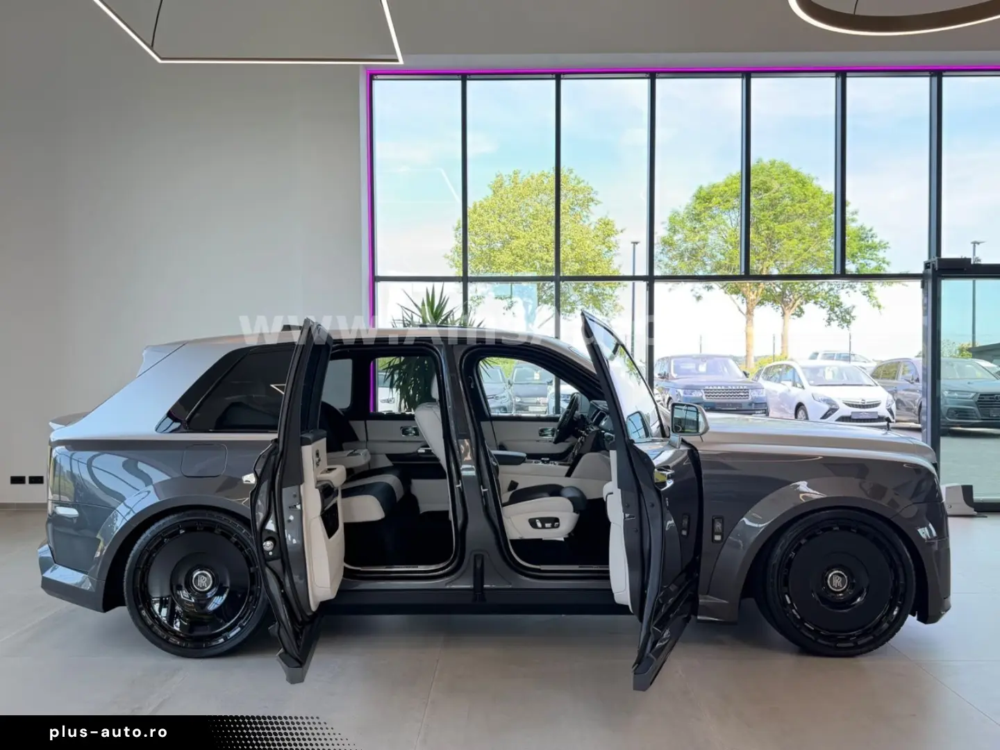 ROLLS ROYCE Cullinan Black Badge Novitec Overdo. RR Garantie