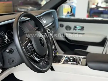 ROLLS ROYCE Cullinan Black Badge Novitec Overdo. RR Garantie