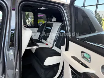 ROLLS ROYCE Cullinan Black Badge Novitec Overdo. RR Garantie
