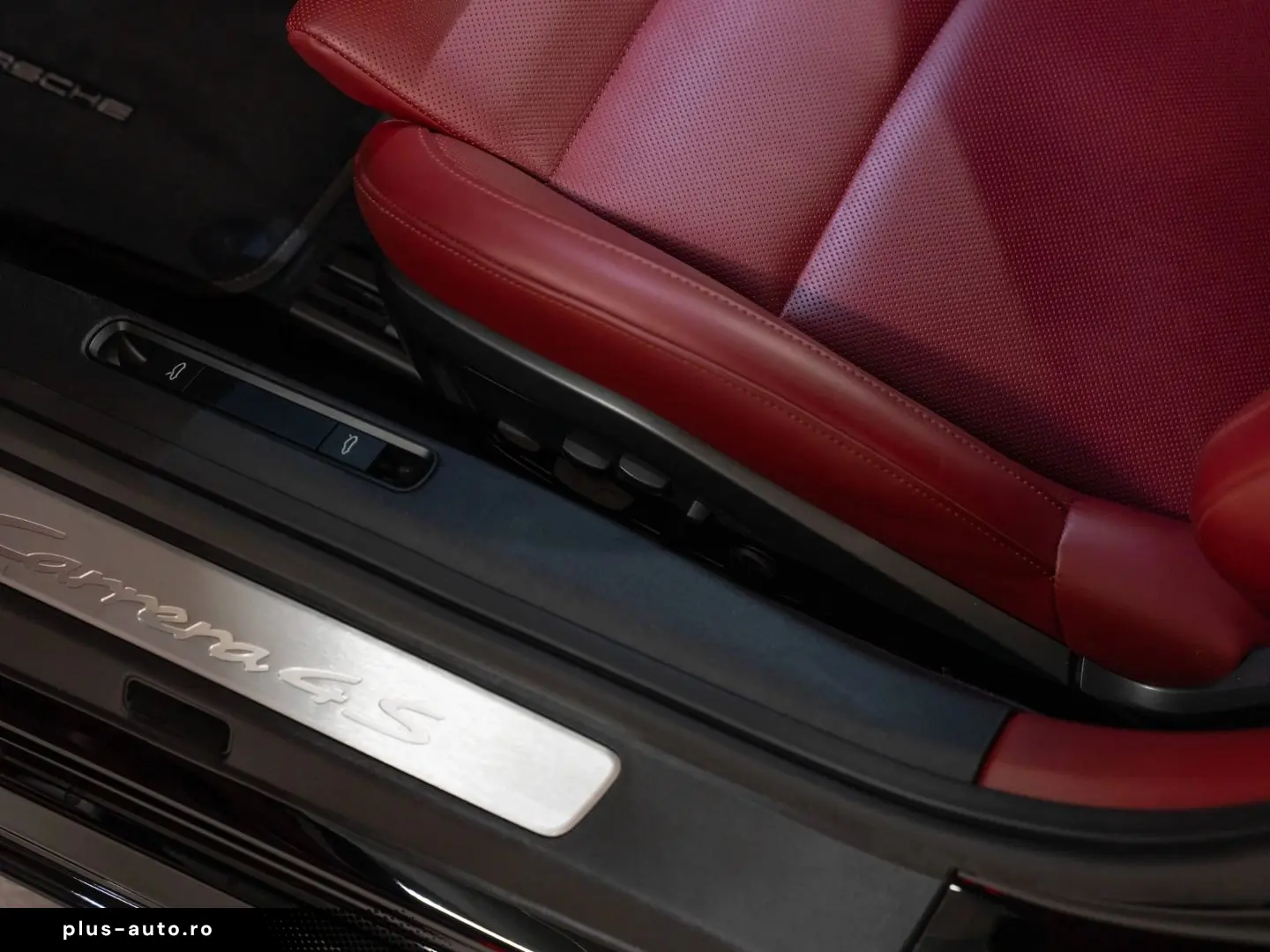 PORSCHE 992 Carrera 4S Sunroof 360 Lift Ventilation