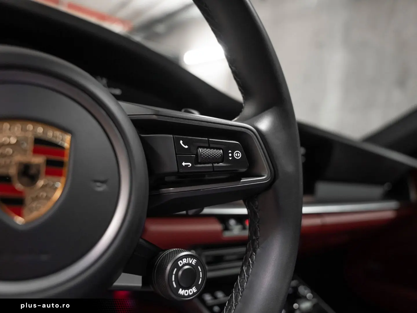 PORSCHE 992 Carrera 4S Sunroof 360 Lift Ventilation