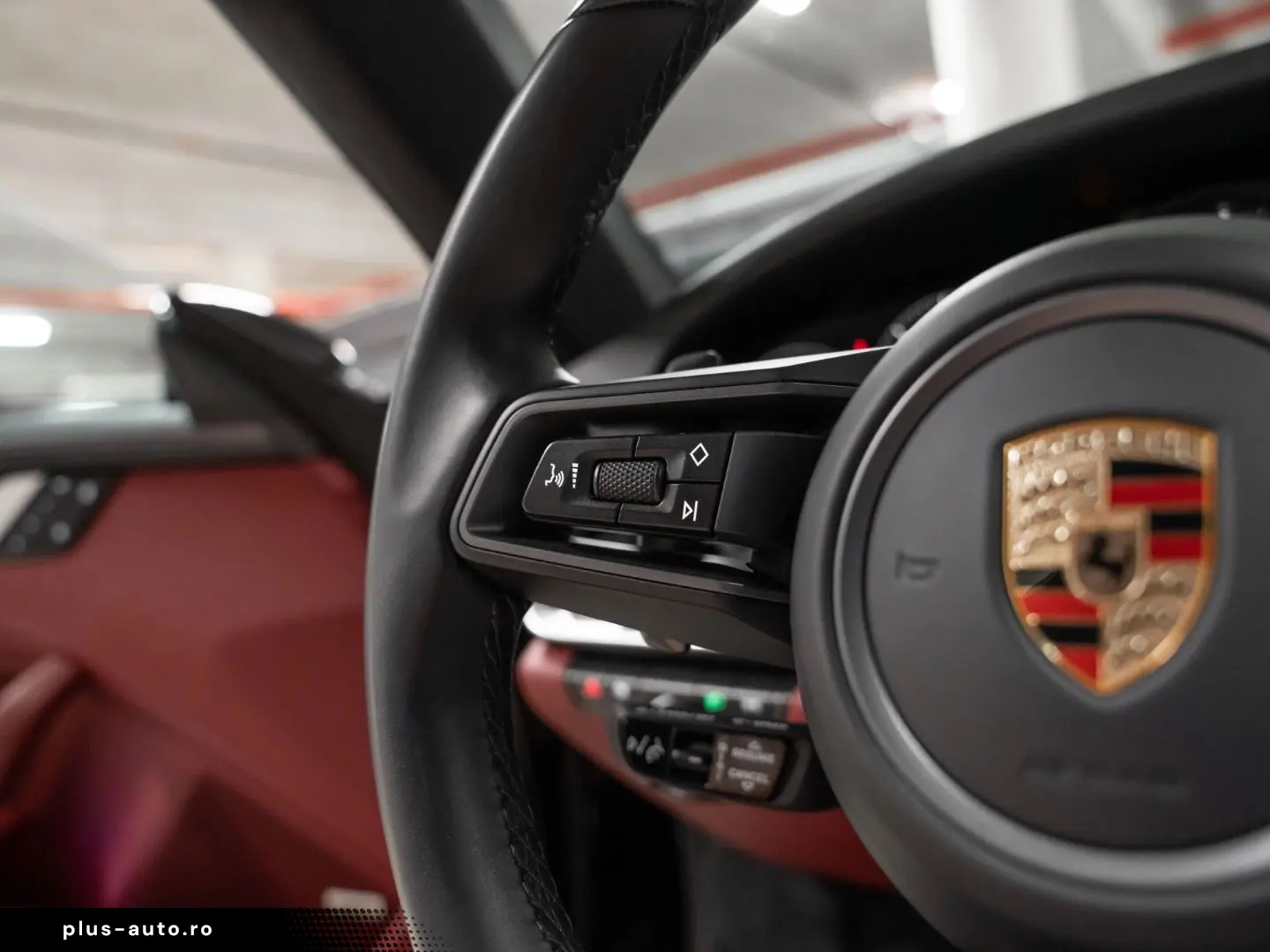 PORSCHE 992 Carrera 4S Sunroof 360 Lift Ventilation