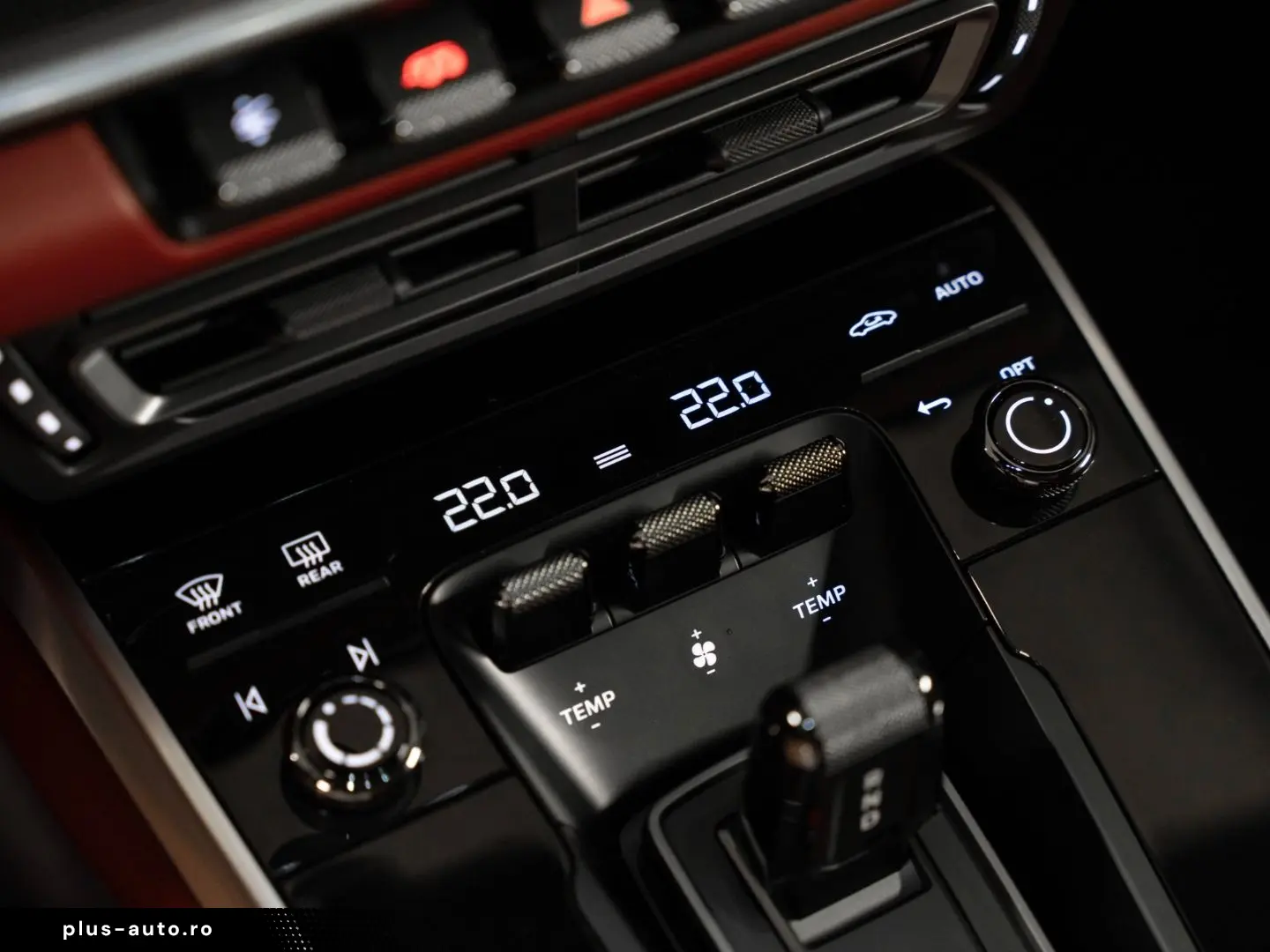 PORSCHE 992 Carrera 4S Sunroof 360 Lift Ventilation