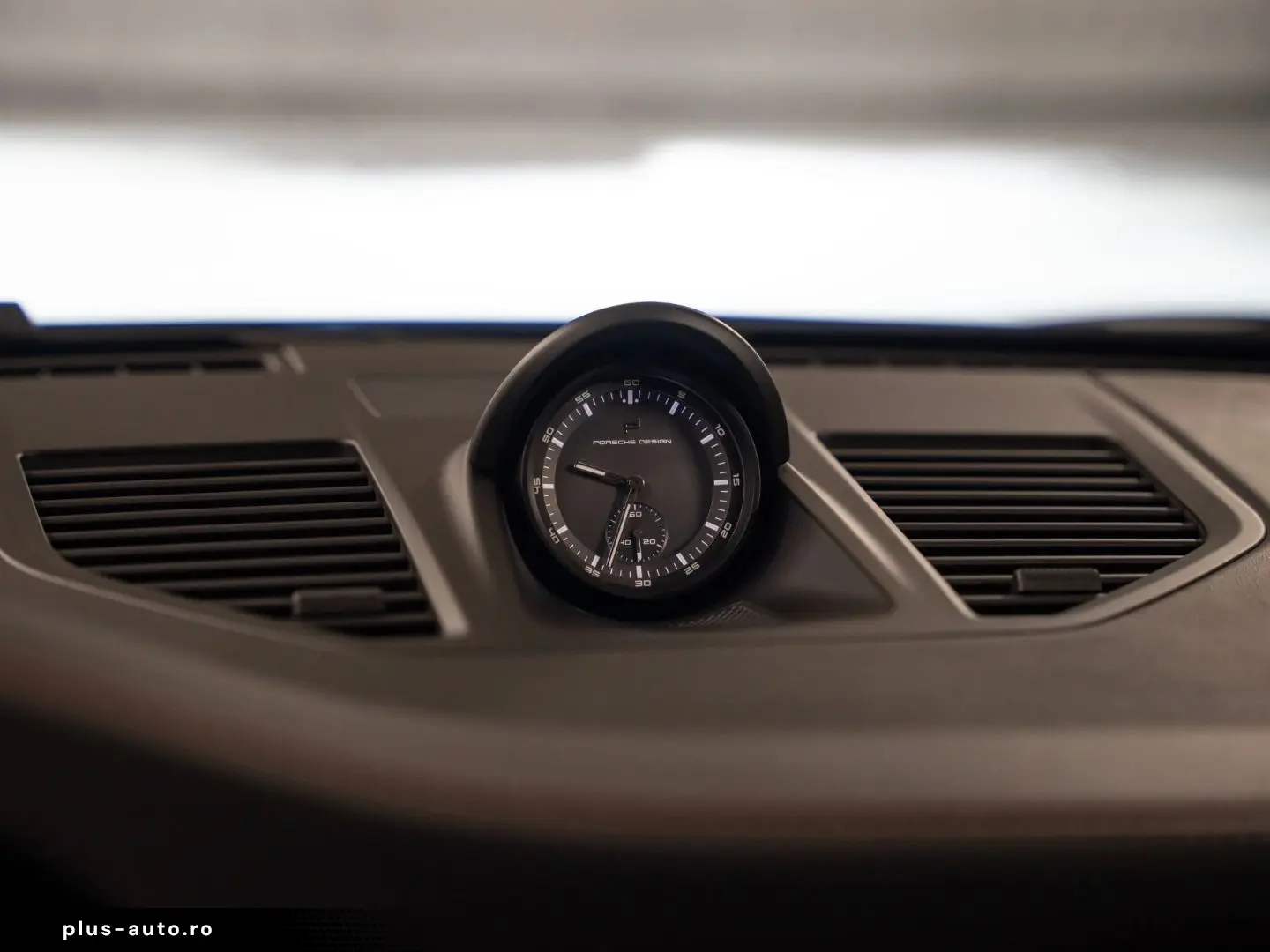 PORSCHE 992 Carrera 4S Sunroof 360 Lift Ventilation