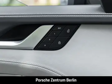 PORSCHE 992 911 Carrera 4S Cabrio InnoDrive 360 Ventil Bose
