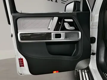 MERCEDES-BENZ G 63 AMG 4x4   NIGHT II   TV   BURMESTER