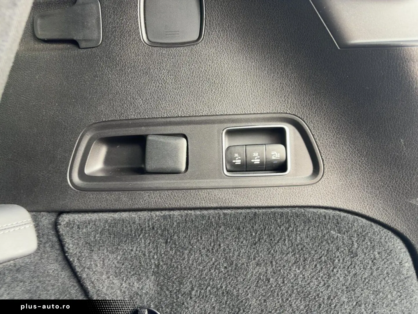 MERCEDES-BENZ GLS 400 d AMG PANO AHK STANDHZG HUD BU&hellip;