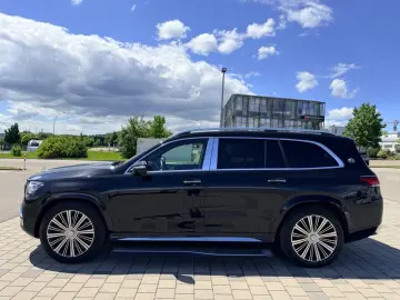 MERCEDES-BENZ GLS 600 Maybach 4Matic CHAUFFEUR PANO …