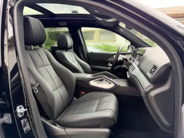 MERCEDES-BENZ GLS 600 Maybach 4Matic CHAUFFEUR PANO …
