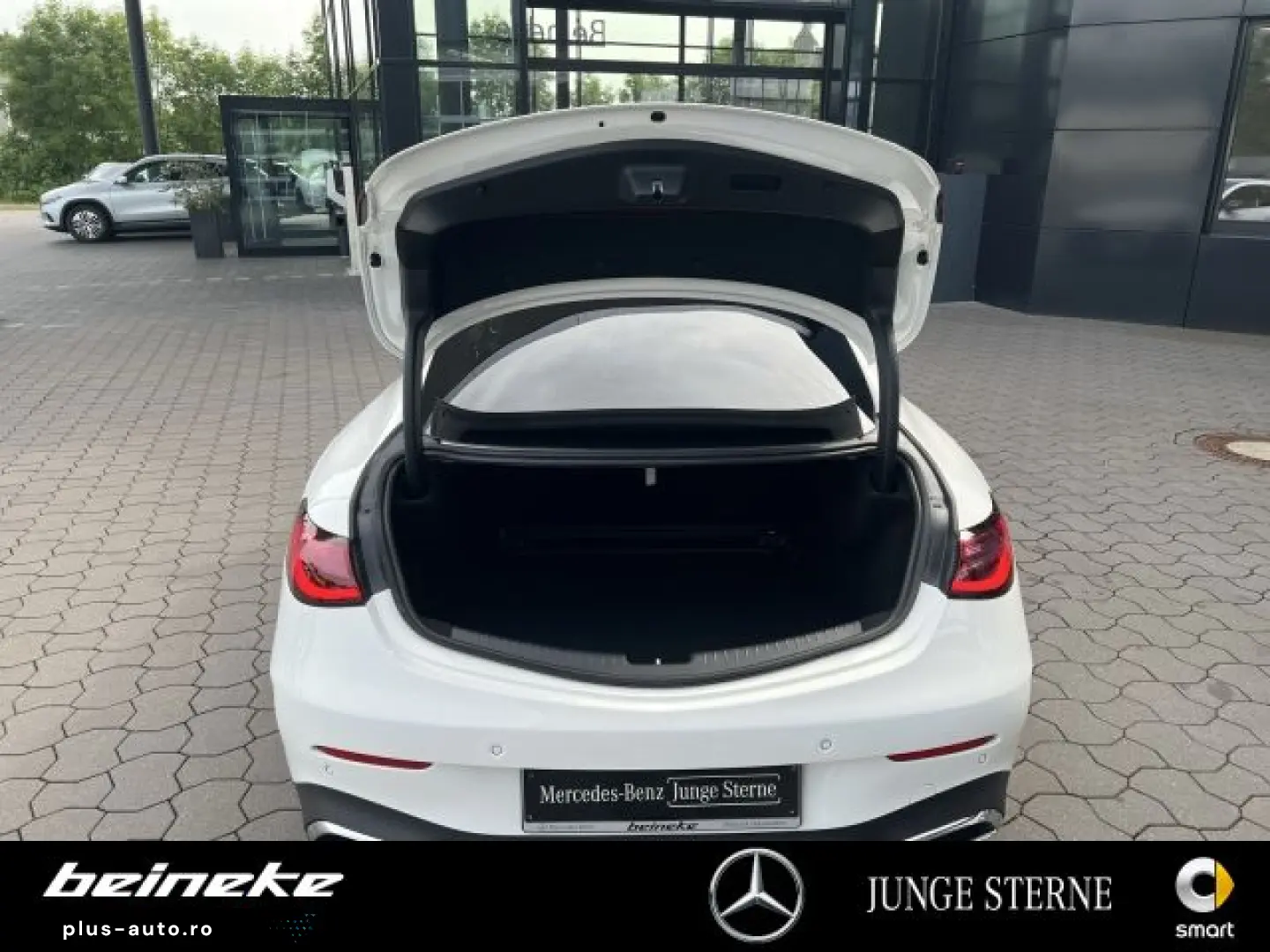 MERCEDES-BENZ CLE 200 Coupé AMG Line Night Pano KEYL&hellip;
