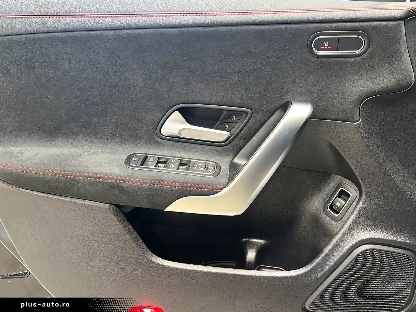 MERCEDES-BENZ CLA 250 e AMG Advanced Multibeam DAB LRH Distr