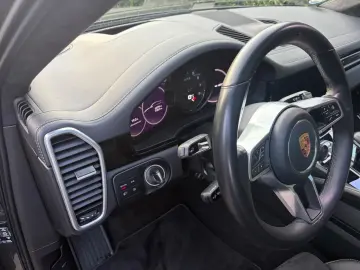 PORSCHE Cayenne 4.0 V8 GTS Coupé