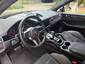 PORSCHE Cayenne 4.0 V8 GTS Coupé