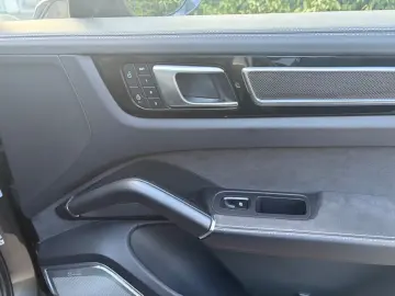 PORSCHE Cayenne 4.0 V8 GTS Coupé